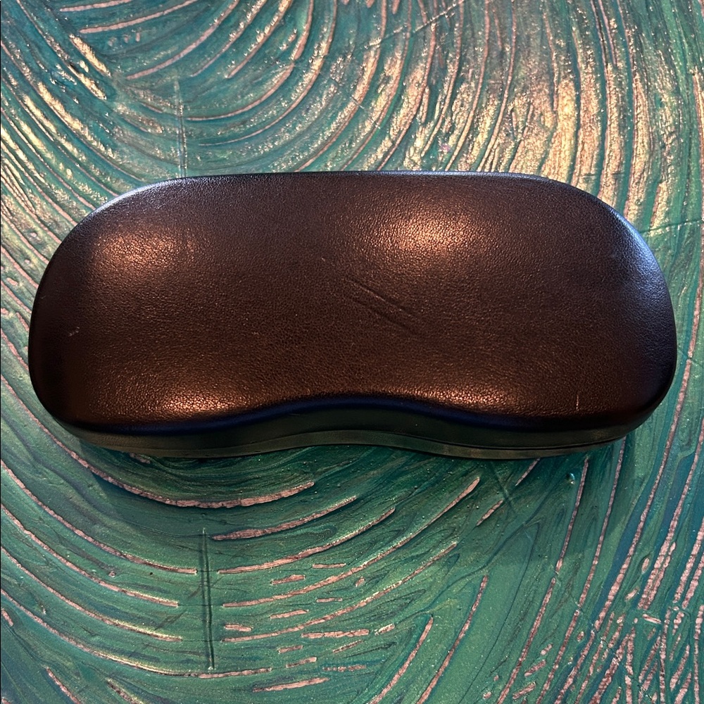 Ray-Ban Black Protective Case - Picture 3 of 4